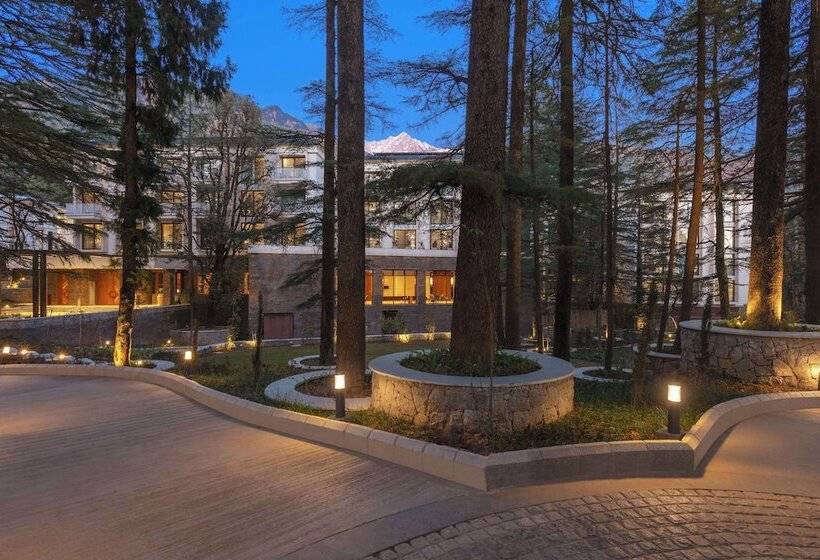 هتل Hyatt Regency Dharamshala Resort
