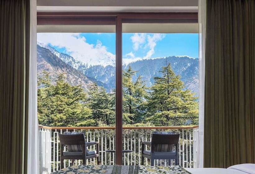 هتل Hyatt Regency Dharamshala Resort