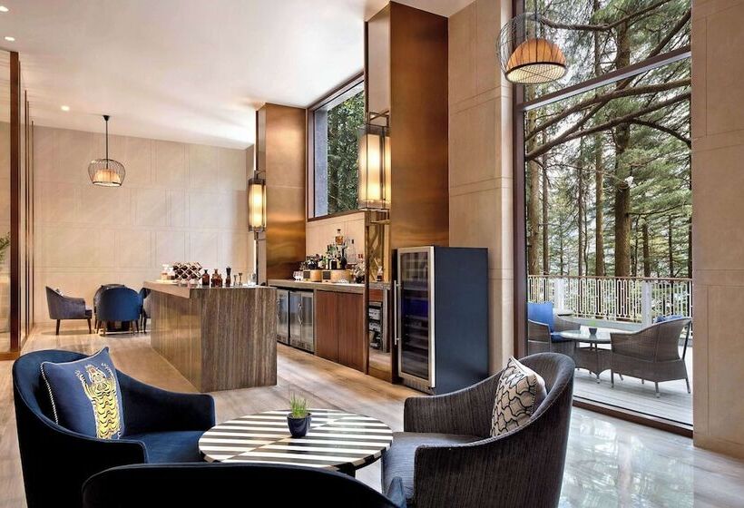 هتل Hyatt Regency Dharamshala Resort