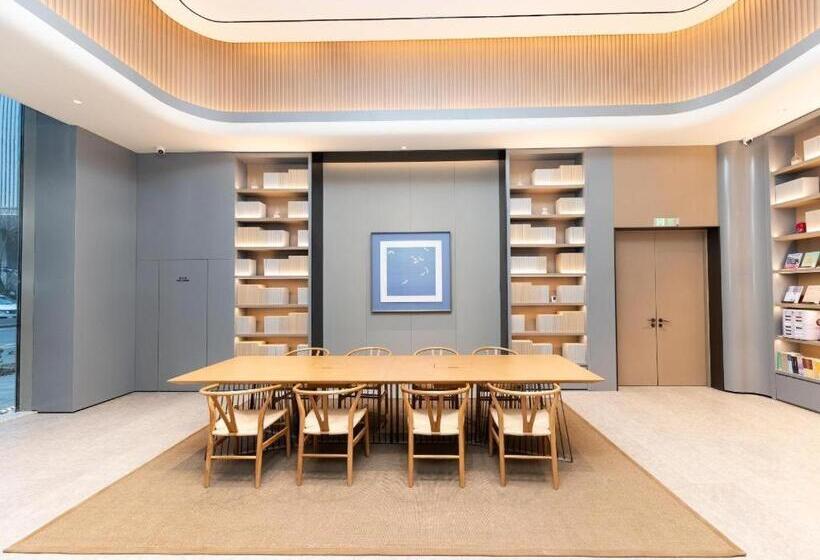 Atour Light Hotel Nanjing South Railway Station South Square