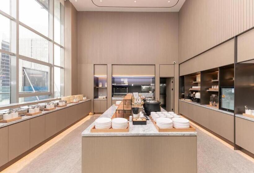 Atour Light Hotel Nanjing South Railway Station South Square