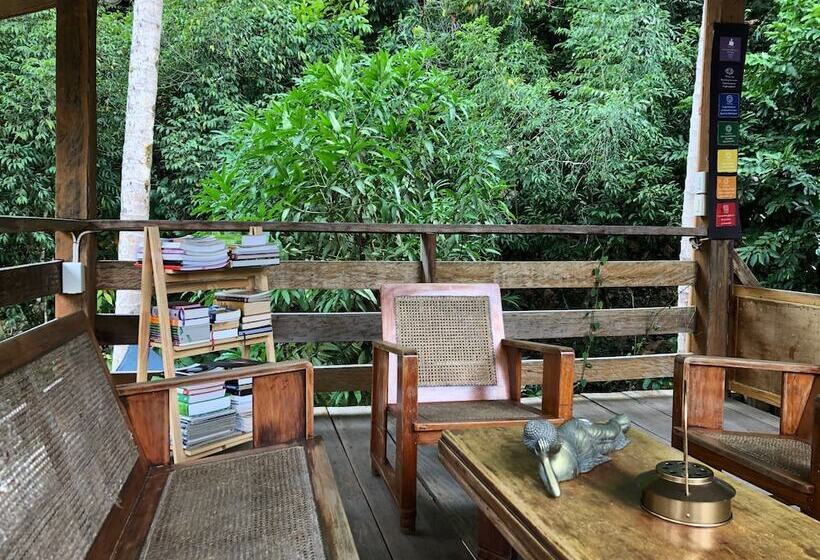 酒店 Kahanamoku Bed & Breakfast