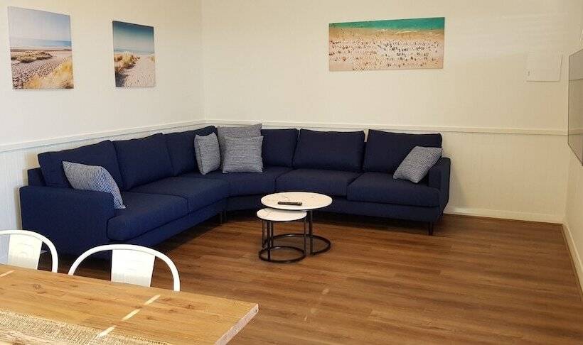 هتل Kalbarri Red Bluff Tourist Park