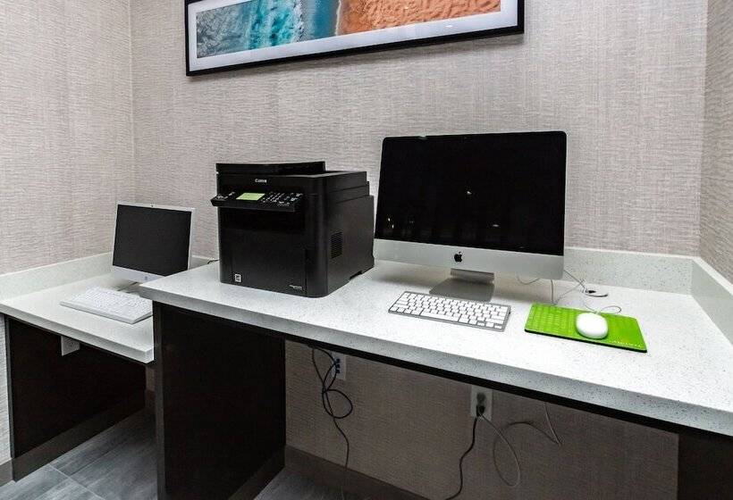 فندق La Quinta Inn & Suites By Wyndham Miramar Beachdestin