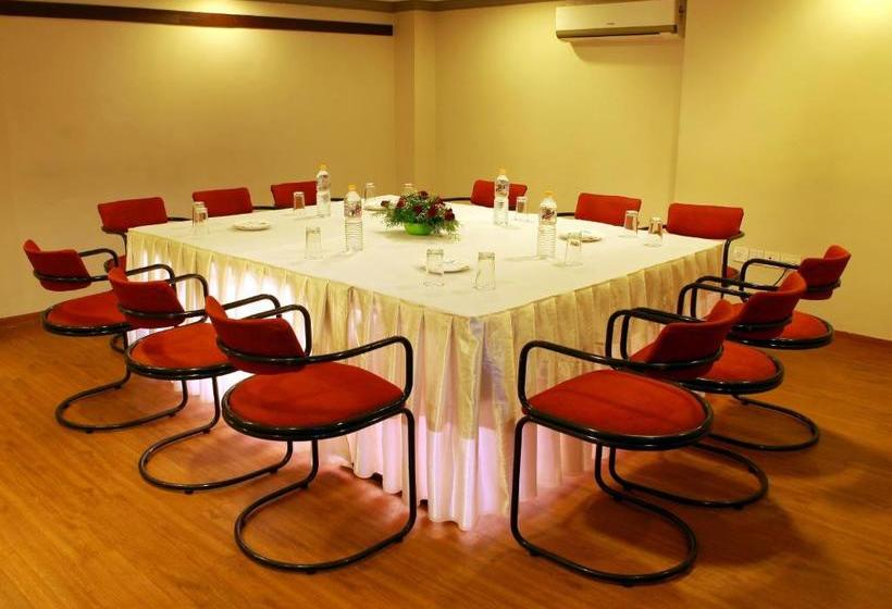 בית מלון כפרי Manuelsons Malabar Palace