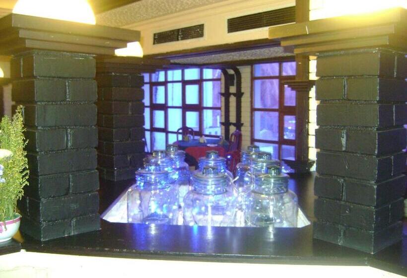 בית מלון כפרי Manuelsons Malabar Palace