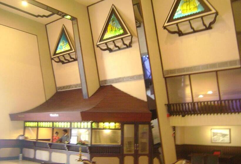 בית מלון כפרי Manuelsons Malabar Palace