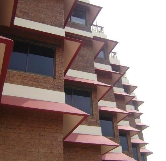 בית מלון כפרי Manuelsons Malabar Palace