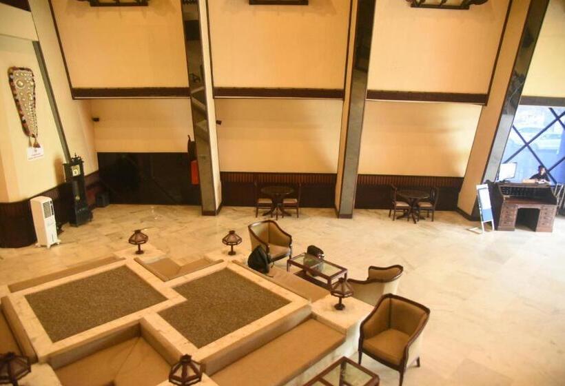 בית מלון כפרי Manuelsons Malabar Palace