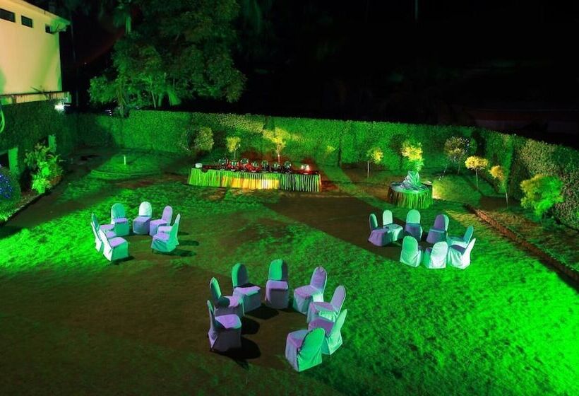 בית מלון כפרי Manuelsons Malabar Palace