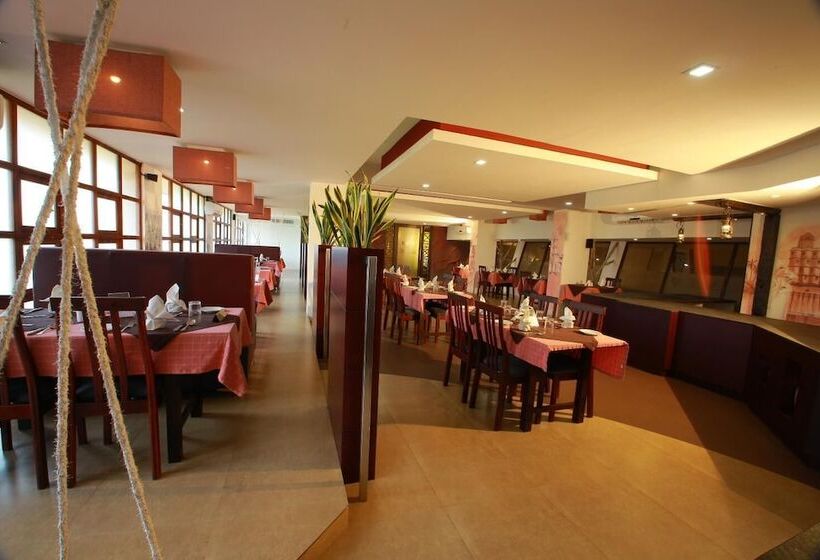 בית מלון כפרי Manuelsons Malabar Palace