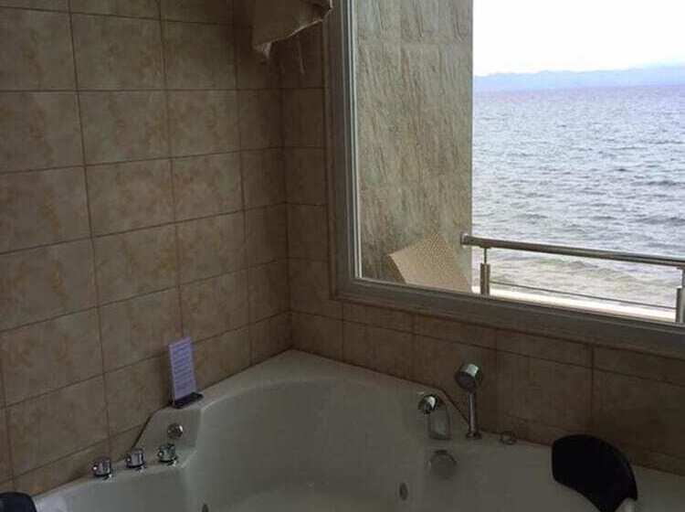 호텔 Ocean Breeze Resort