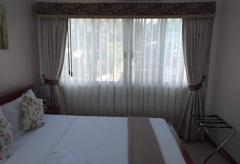 호텔 Ocean Breeze Resort