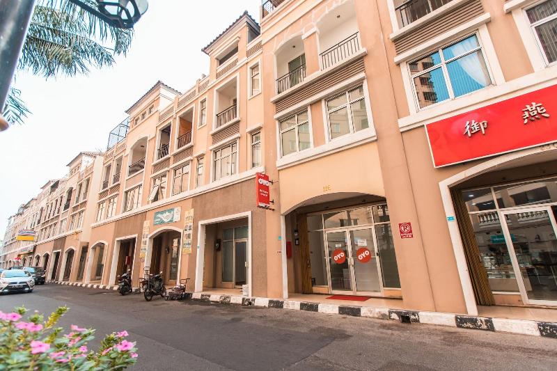 Отель My Home Ancol