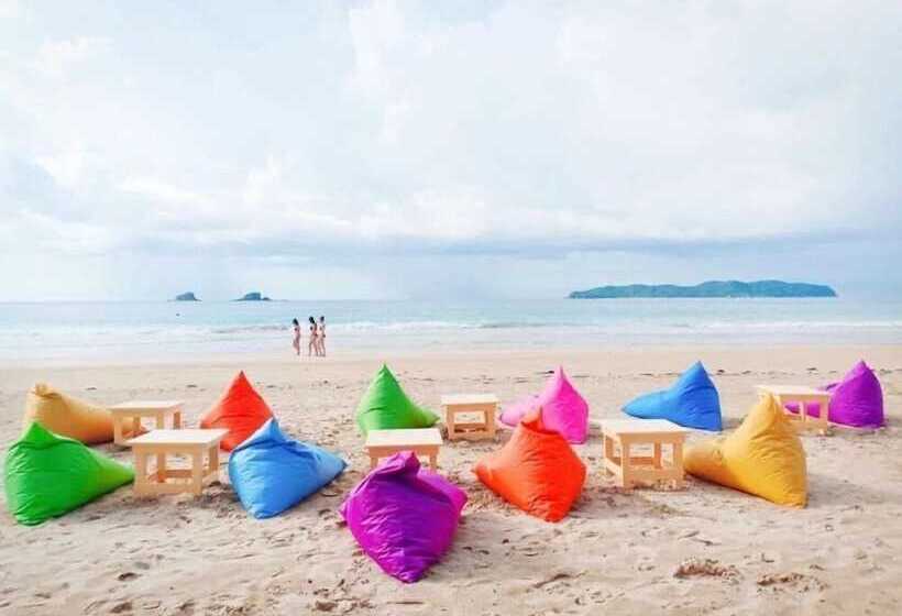 هتل Seaside Hue Resort