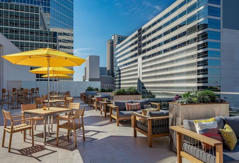 בית מלון כפרי The Westin Houston Medical Center   Museum District