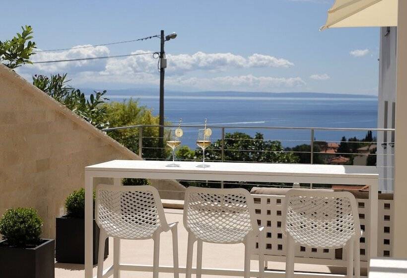 Modena Maris Apartments