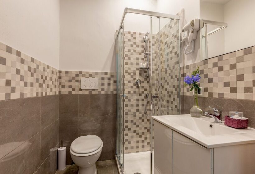 פנסיון Courtyard Rome Suite