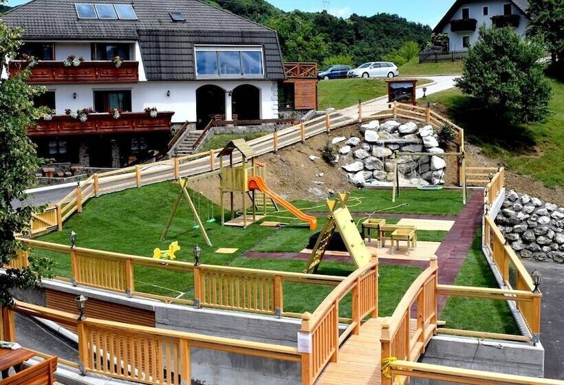 پانسیون Guesthouse Jelenov Greben