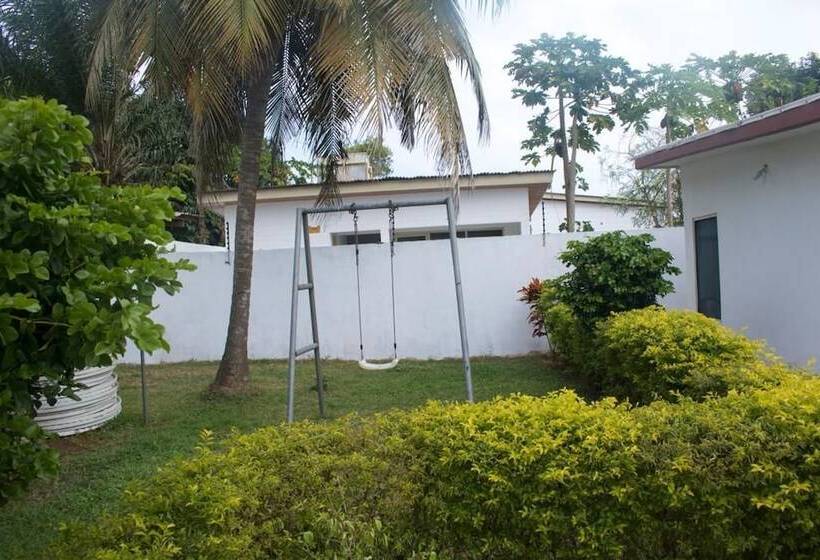 پانسیون Sara's Place