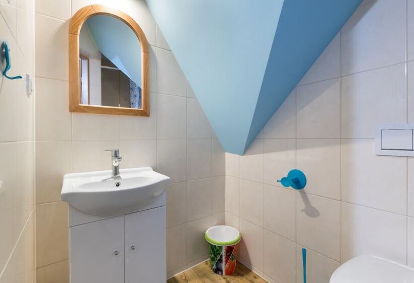 膳宿费 Smyrecek Centrum Bukowiny