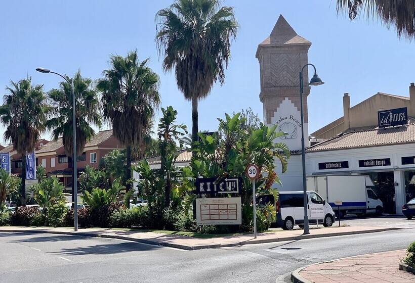 Пансион Tgs & Rumex Suites Banus