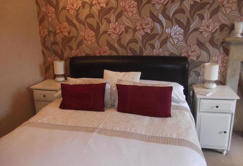 פנסיון Warrington Guest House