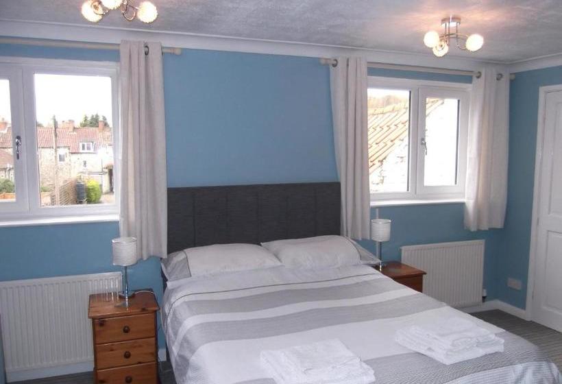 פנסיון Warrington Guest House