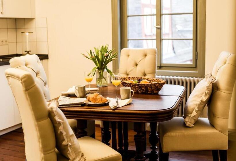 פנסיון Weinhaus Schultes