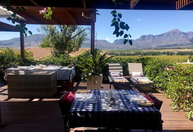 بنسيون Wellington Country House