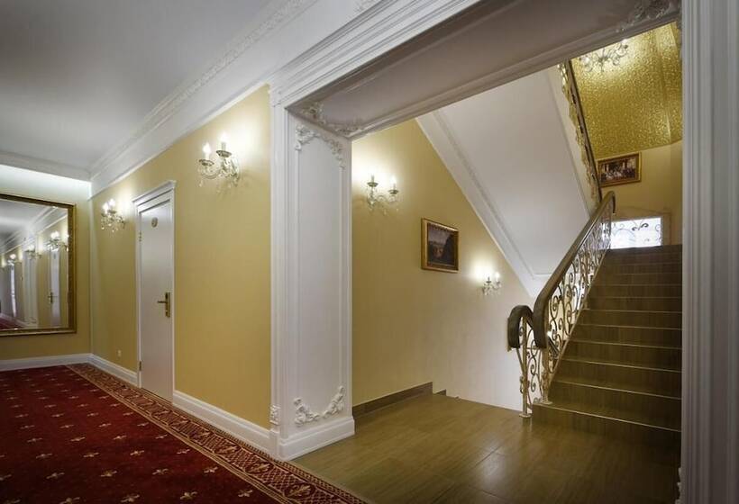 Premium Hotel Pushkin