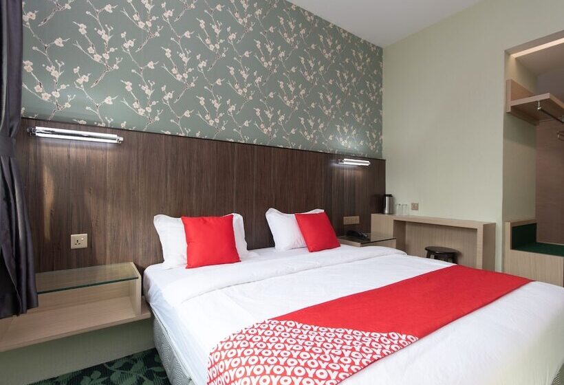 Regent Hotel By Oyo Rooms