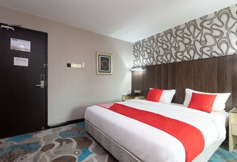 Regent Hotel By Oyo Rooms