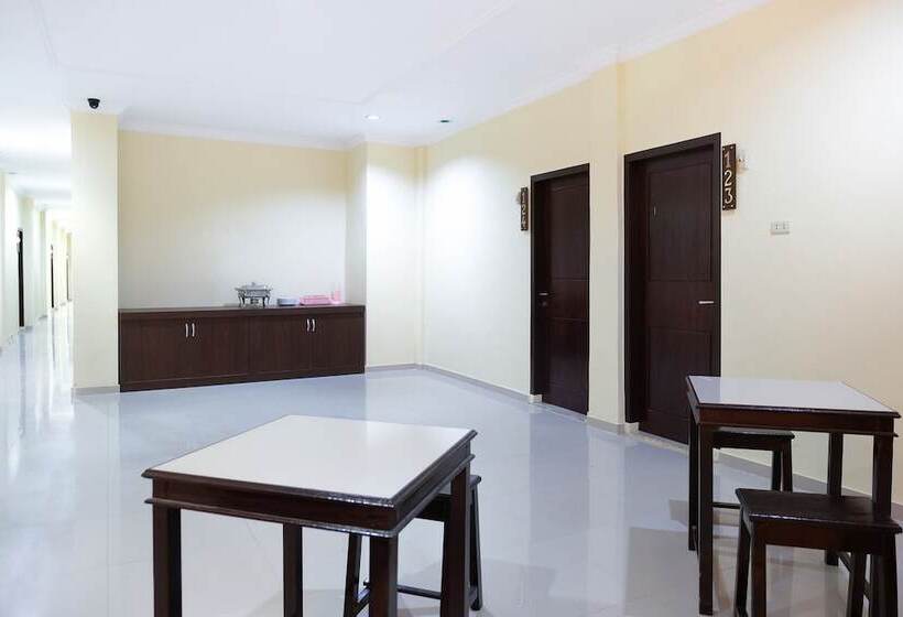 فندق صغير Mustika By Oyo Rooms