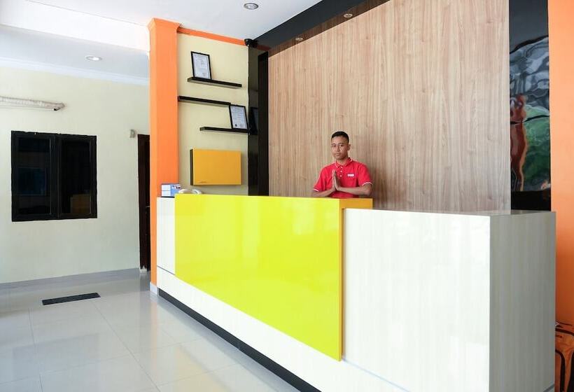 הוסטל Mustika By Oyo Rooms