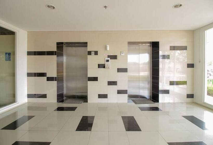 Общежитие Oyo Flagship 1260 Sentraland Karawang