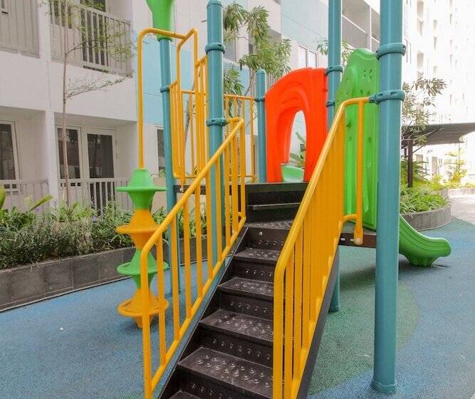 Общежитие Oyo Flagship 1260 Sentraland Karawang