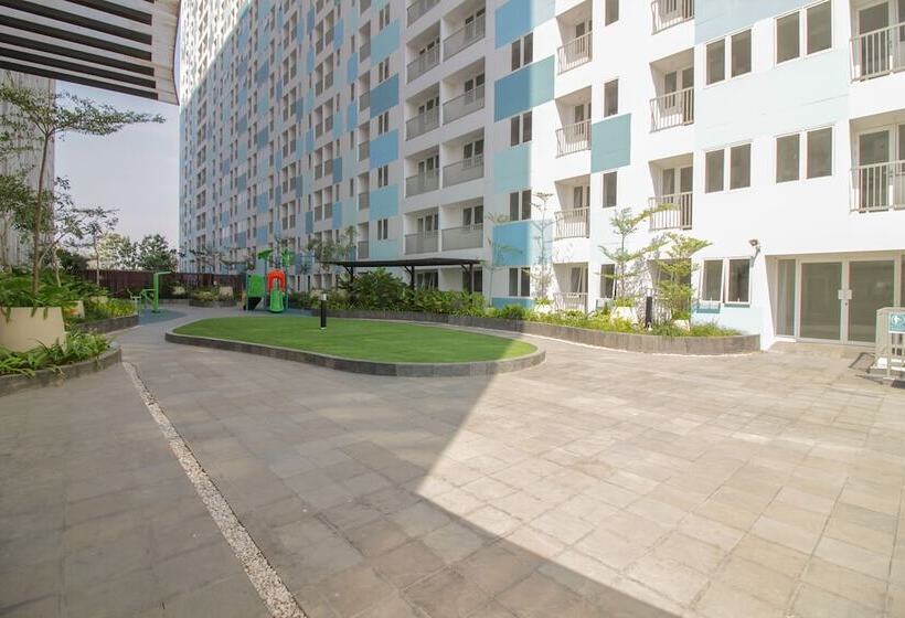 Общежитие Oyo Flagship 1260 Sentraland Karawang