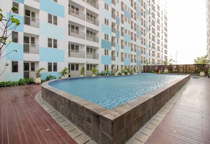 Общежитие Oyo Flagship 1260 Sentraland Karawang