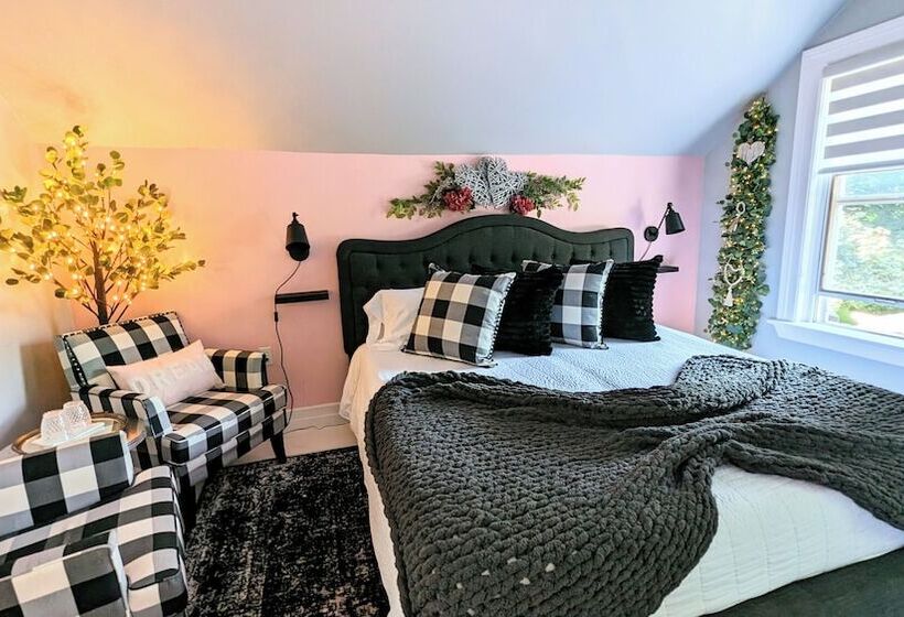 Bayfield Boutique B&b