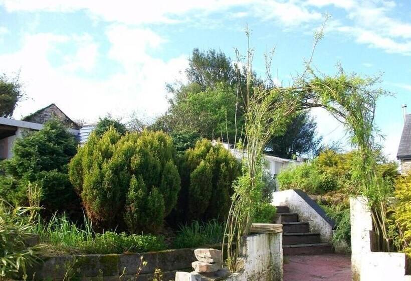 住宿加早餐  Bryncoch