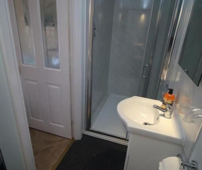 住宿加早餐  Bryncoch