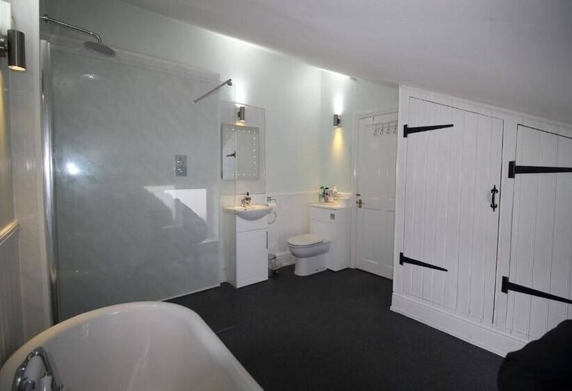 住宿加早餐  Bryncoch