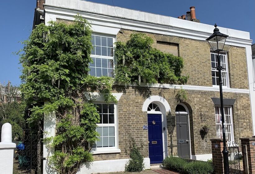 住宿加早餐 Esme S