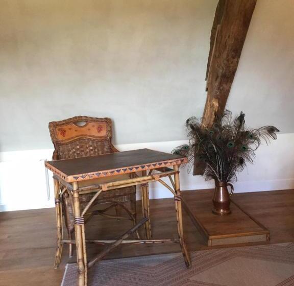 ベッドアンドブレックファースト La Vieille Foulonnière : Chambres D Hôtes & Permaculture