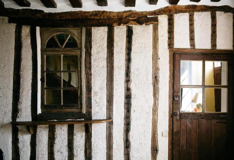 ベッドアンドブレックファースト La Vieille Foulonnière : Chambres D Hôtes & Permaculture