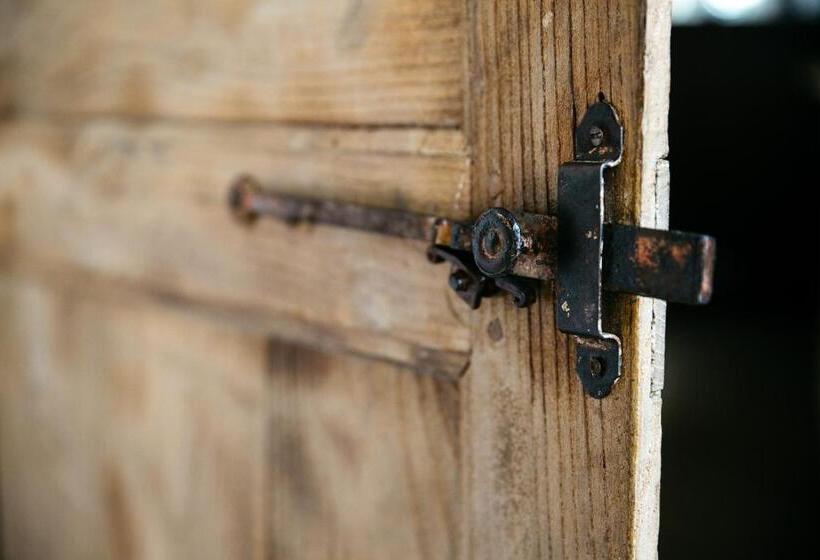 ベッドアンドブレックファースト La Vieille Foulonnière : Chambres D Hôtes & Permaculture