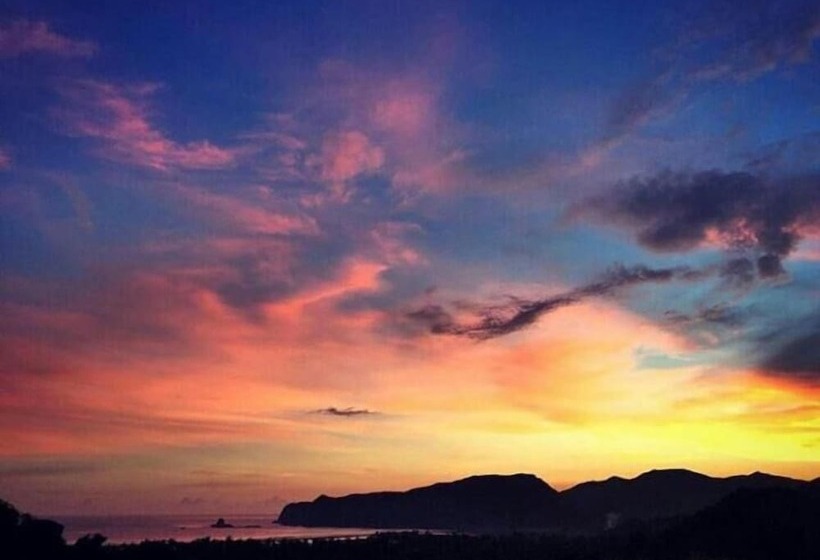 צימר Mawun Raya Resort