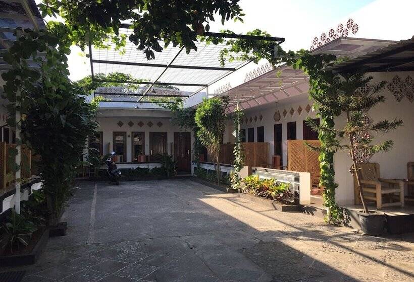 مبيت وإفطار Omega Hotel Lombok