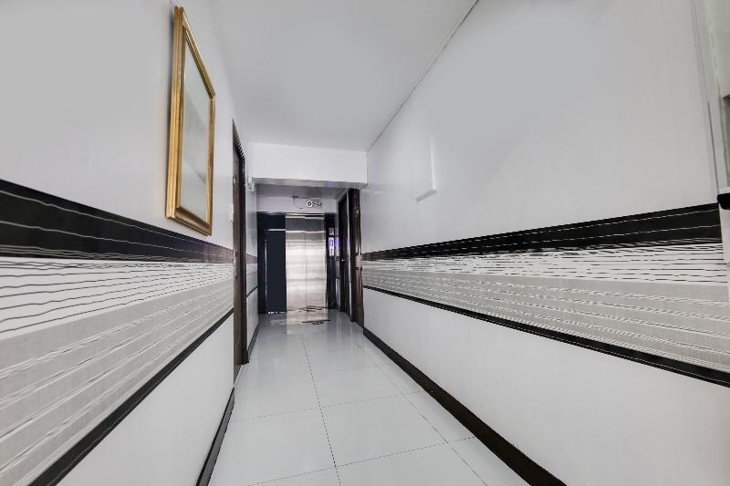 Cosmo Hotel   Padre Campa